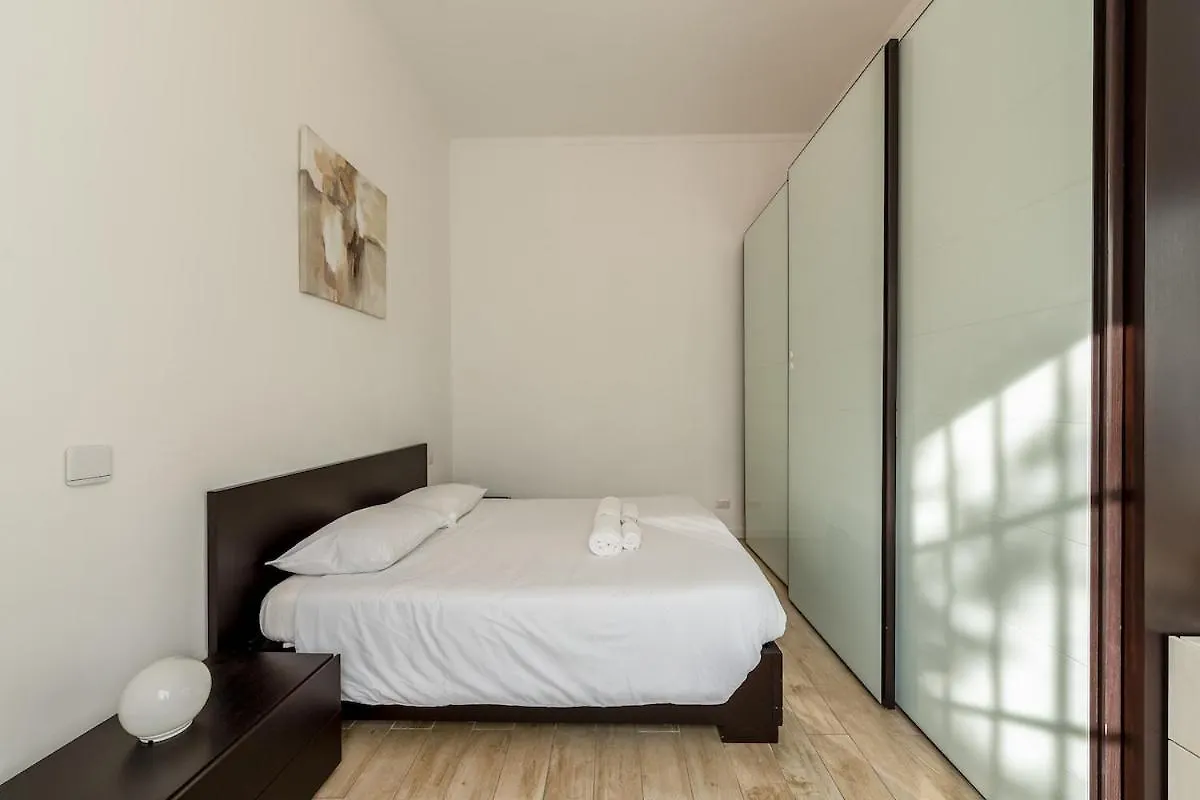 Apartment Metro Argonne Linate - Comfort - Free Wifi Milan
