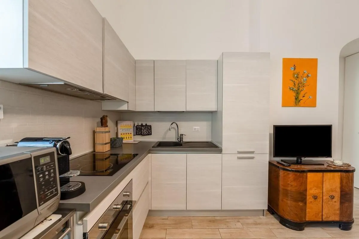 Apartment Metro Argonne Linate - Comfort - Free Wifi Milan